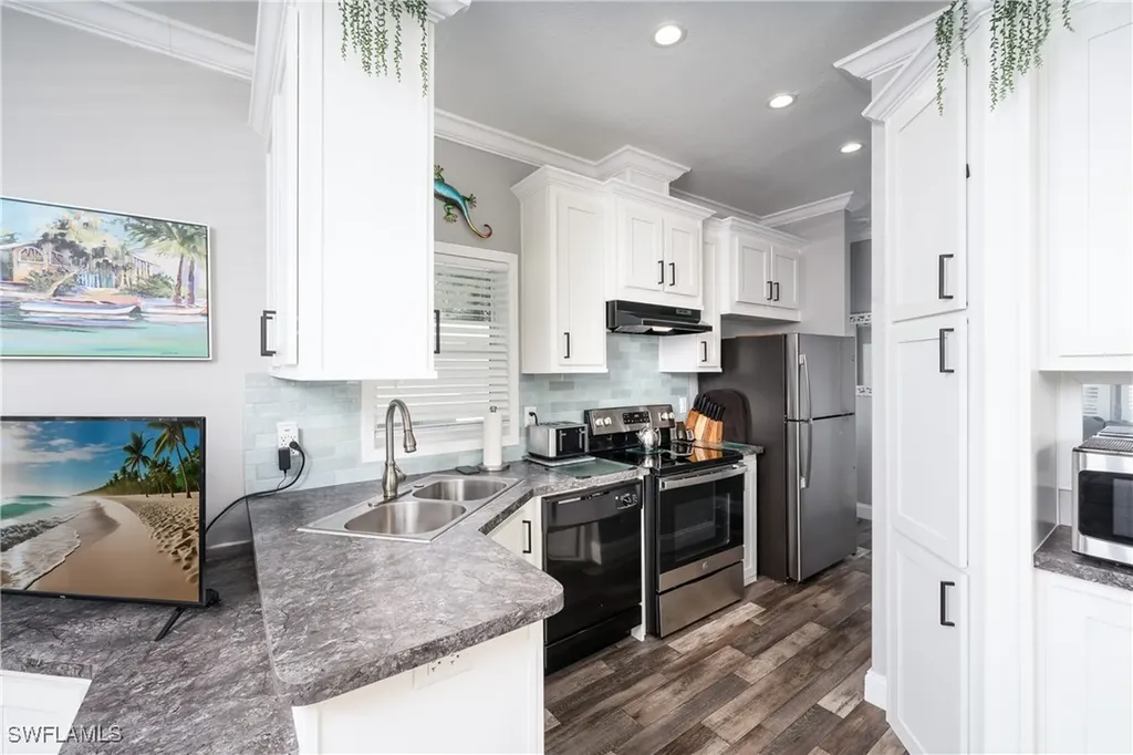 178 Panther Pass Circle Naples FL 34114