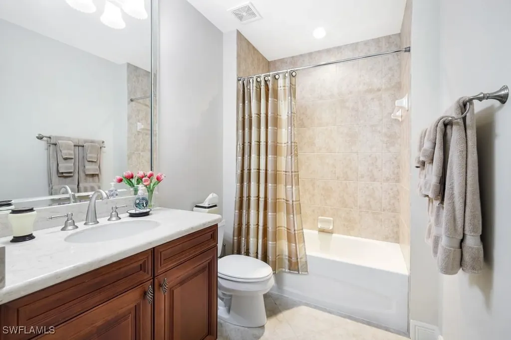 571 Avellino Isle Circle Naples FL 34119