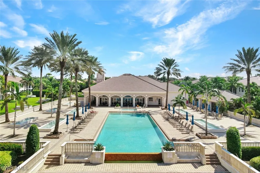571 Avellino Isle Circle Naples FL 34119