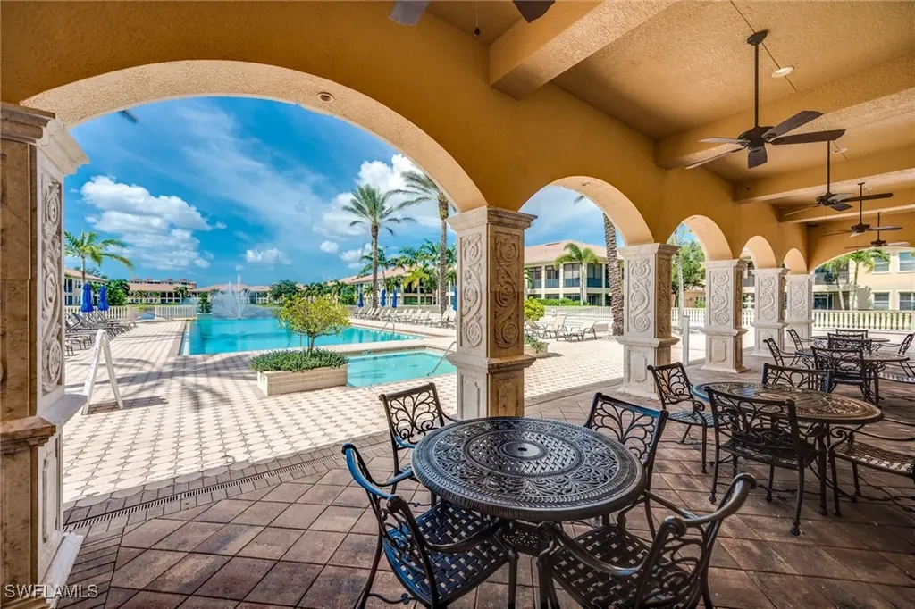 571 Avellino Isle Circle Naples FL 34119