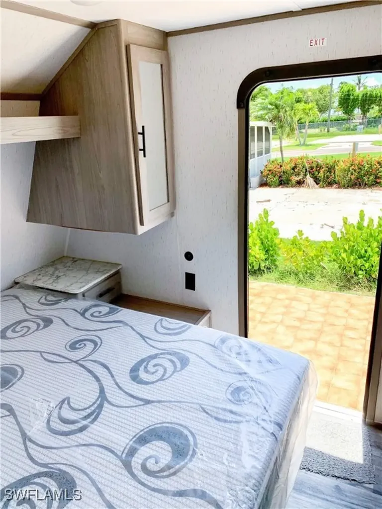 19681 Summerlin #23 Road Fort Myers FL 33908