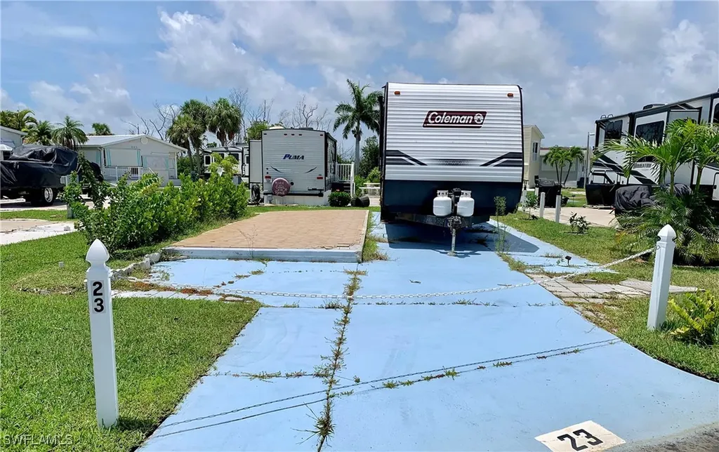 19681 Summerlin #23 Road Fort Myers FL 33908