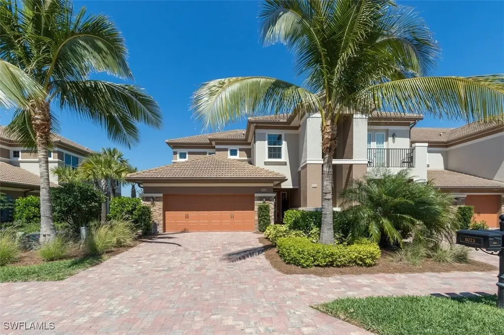 Naples FL, 8073 Players Cove Drive, Unit 101
