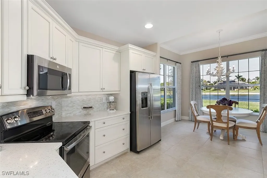 8073 Players Cove Drive Naples FL 34113