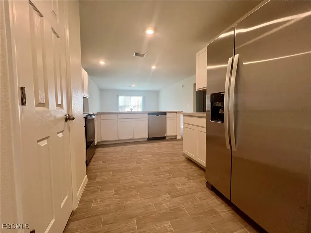 1220 NW 24th Place Cape Coral FL 33993