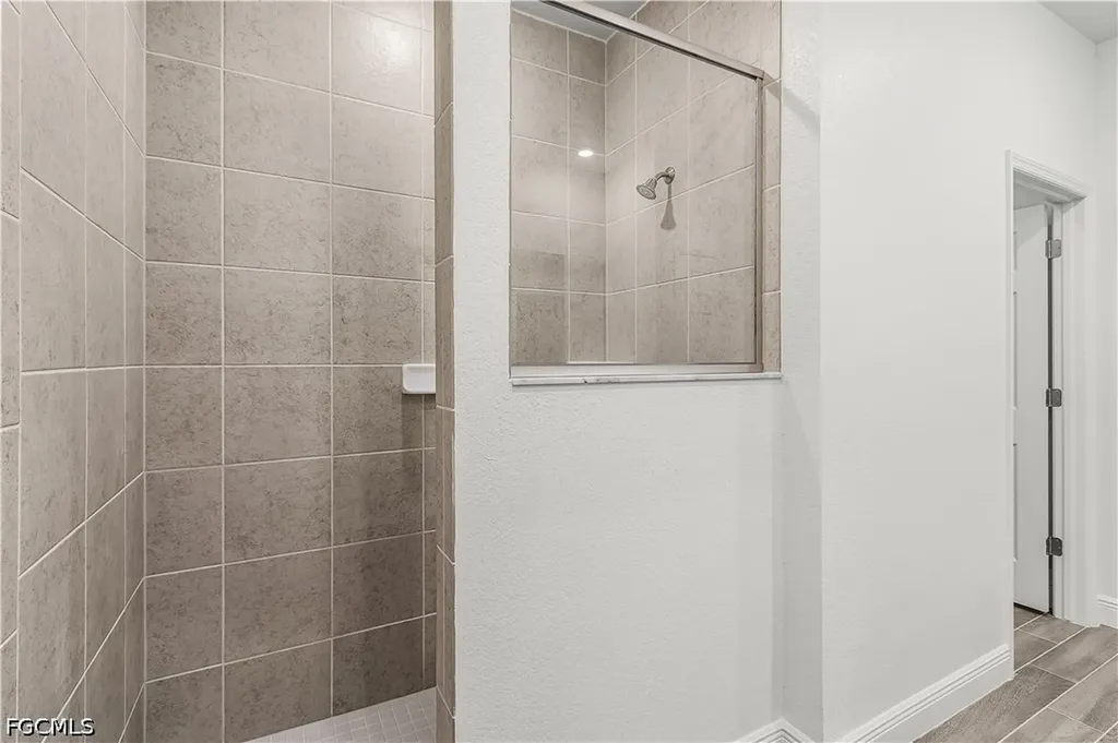 4513 NW 34th Street Cape Coral FL 33993