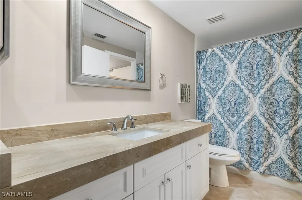 5817 Glencove Drive Naples FL 34108