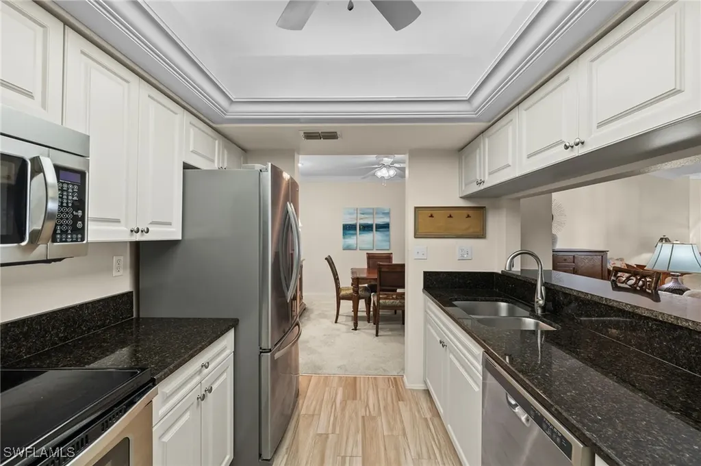 5817 Glencove Drive Naples FL 34108