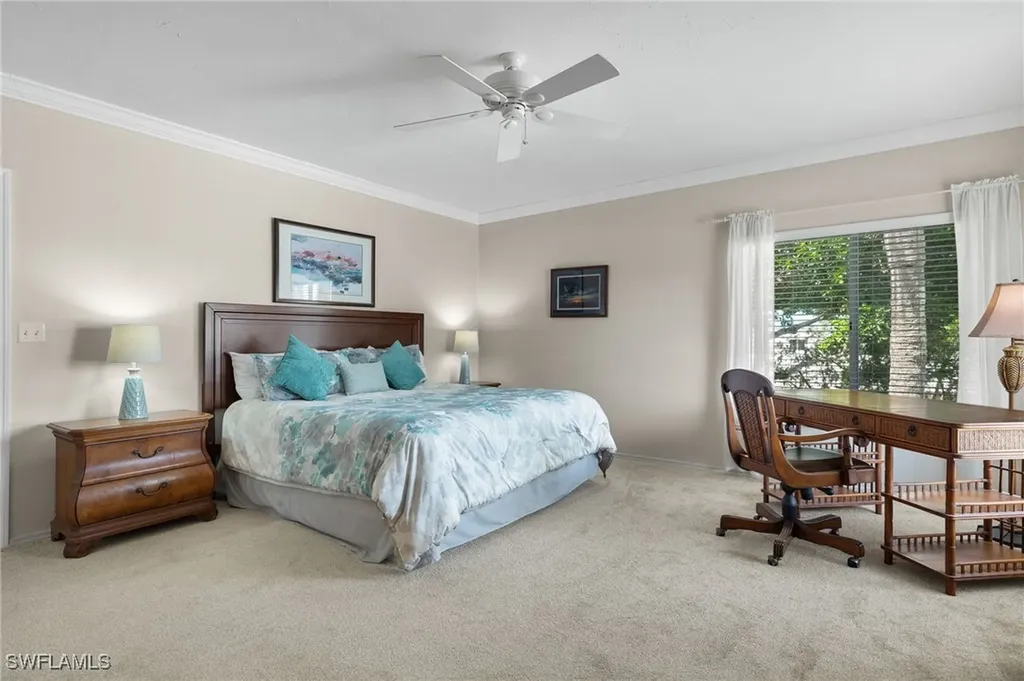 5817 Glencove Drive Naples FL 34108