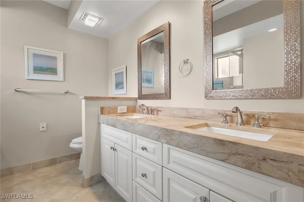 5817 Glencove Drive Naples FL 34108