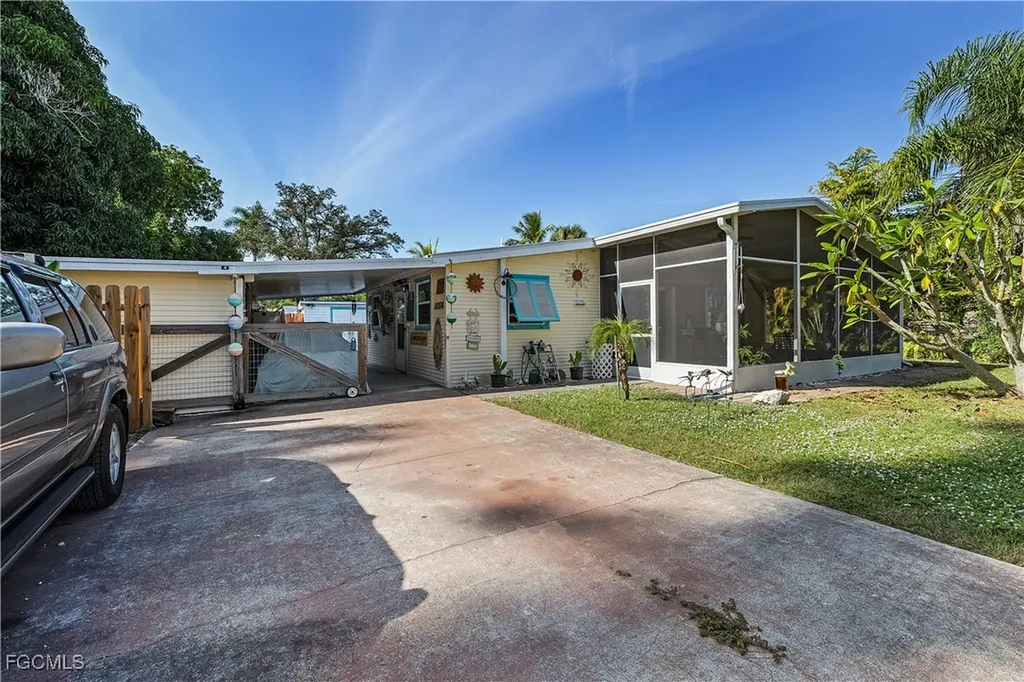 Bokeelia FL, 15925 Quail Trail