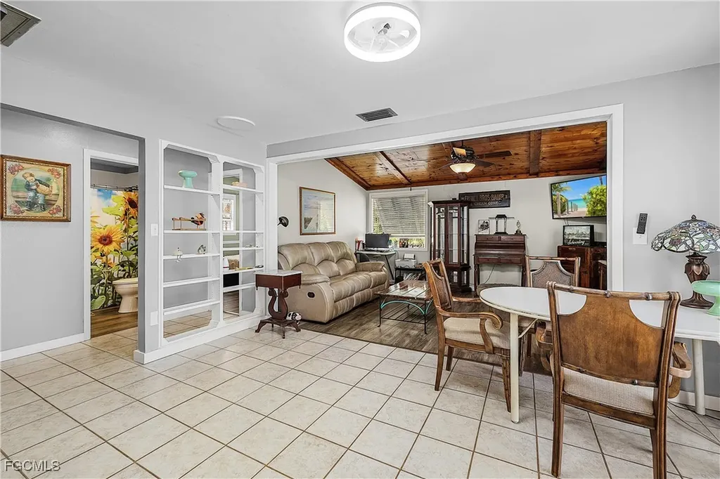 15925 Quail Trail Bokeelia FL 33922