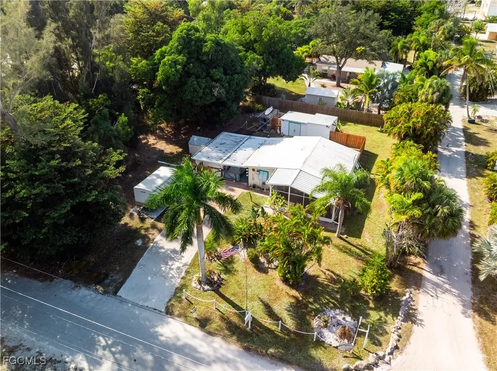 15925 Quail Trail Bokeelia FL 33922