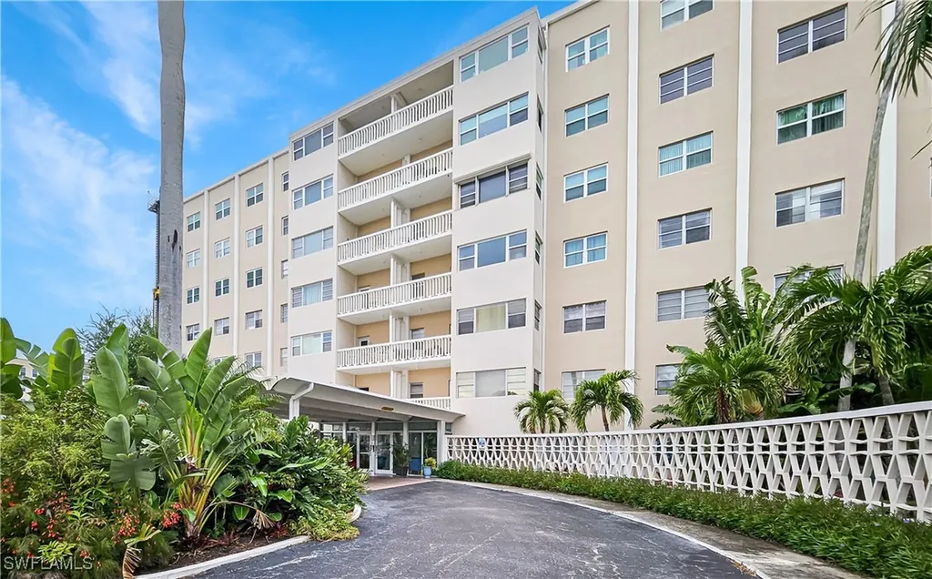 1900 Clifford Street Fort Myers FL 33901