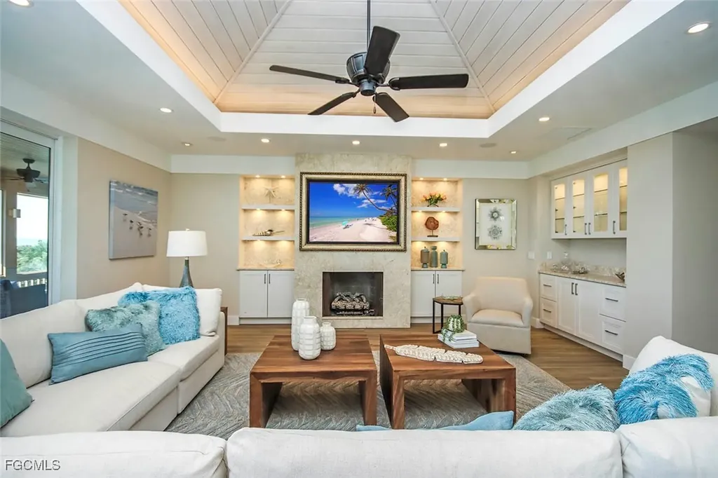 5071 Joewood Drive Sanibel FL 33957