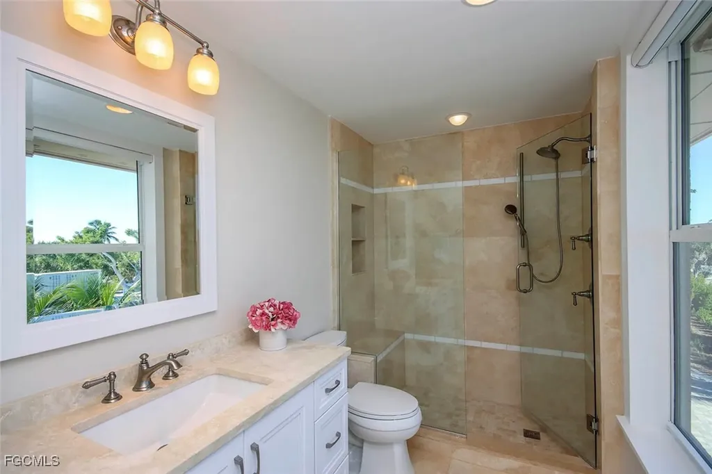 5071 Joewood Drive Sanibel FL 33957
