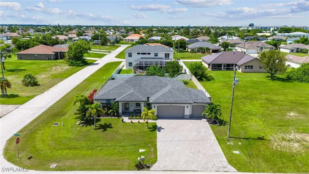 3918 SW 14th Place Cape Coral FL 33914