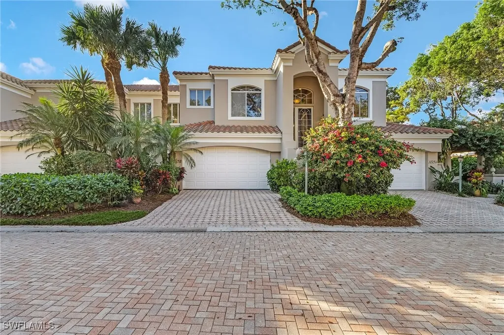 600 Via Mezner Naples FL 34108