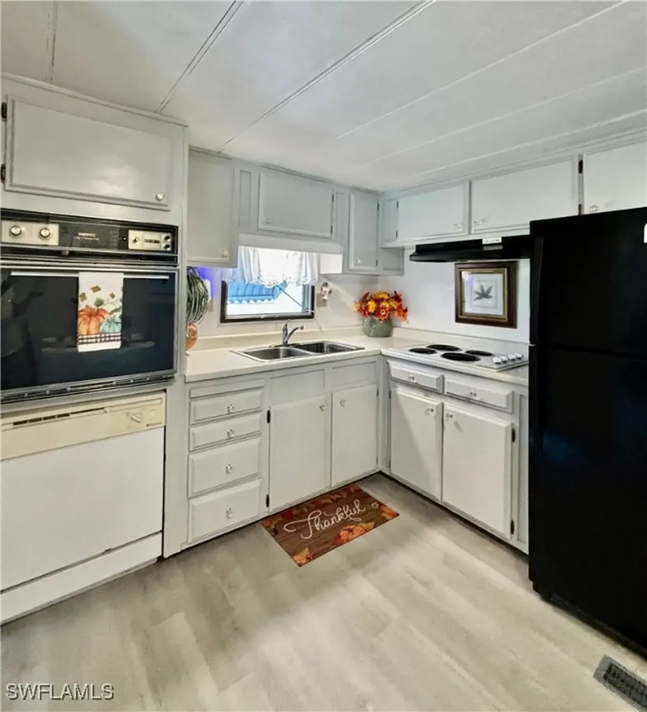 221 Shrub Lane N North Fort Myers FL 33917