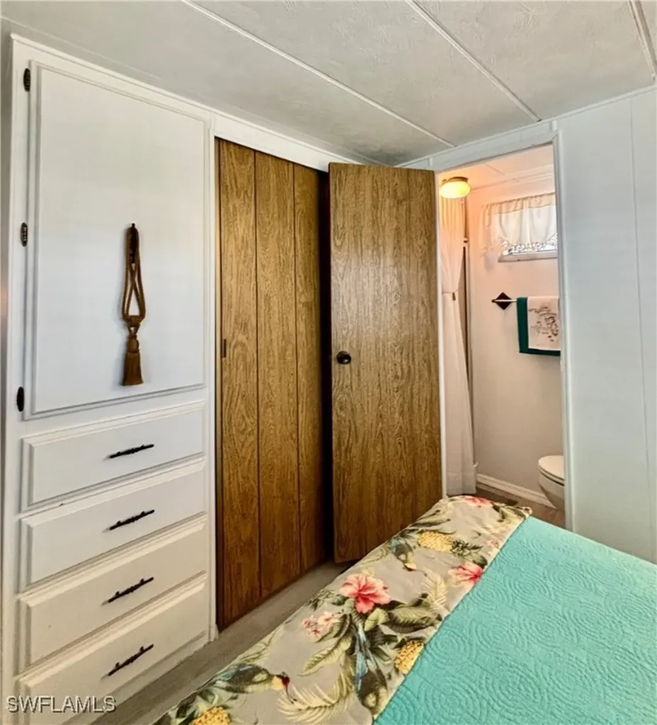 221 Shrub Lane N North Fort Myers FL 33917