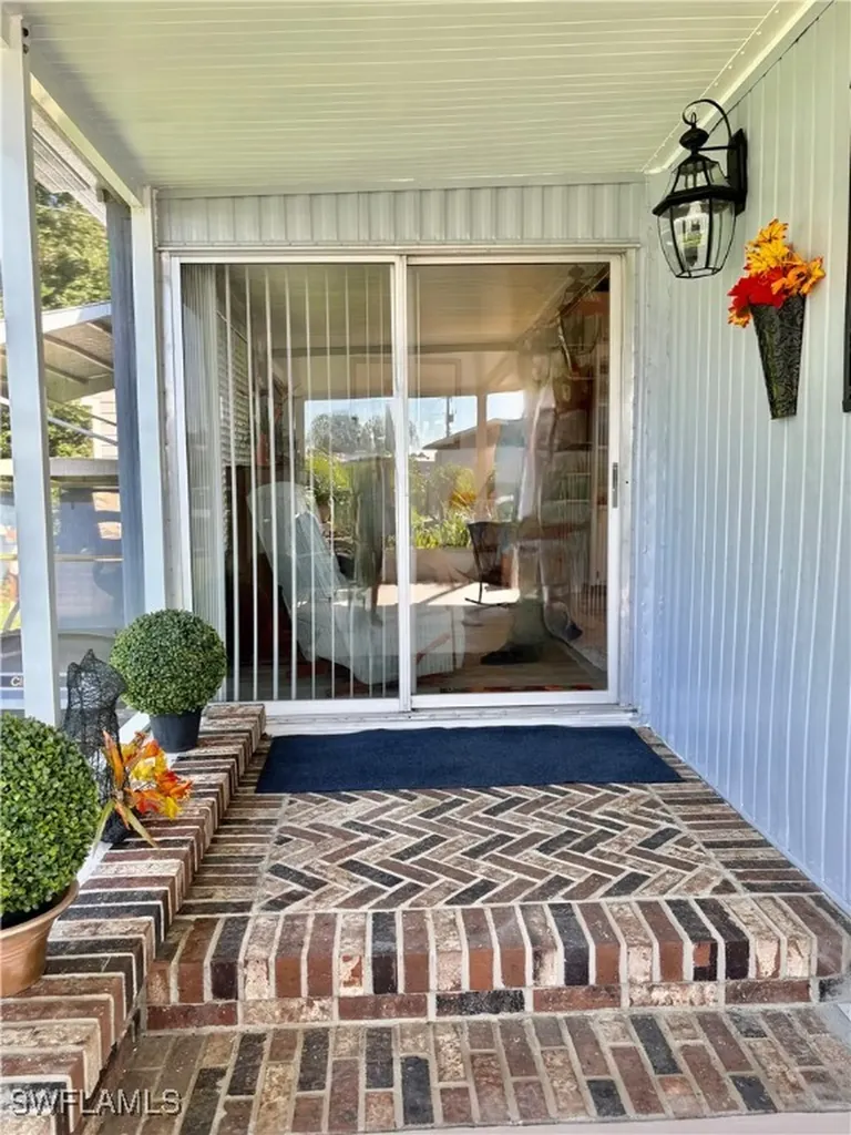 221 Shrub Lane N North Fort Myers FL 33917