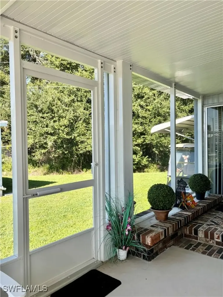 221 Shrub Lane N North Fort Myers FL 33917