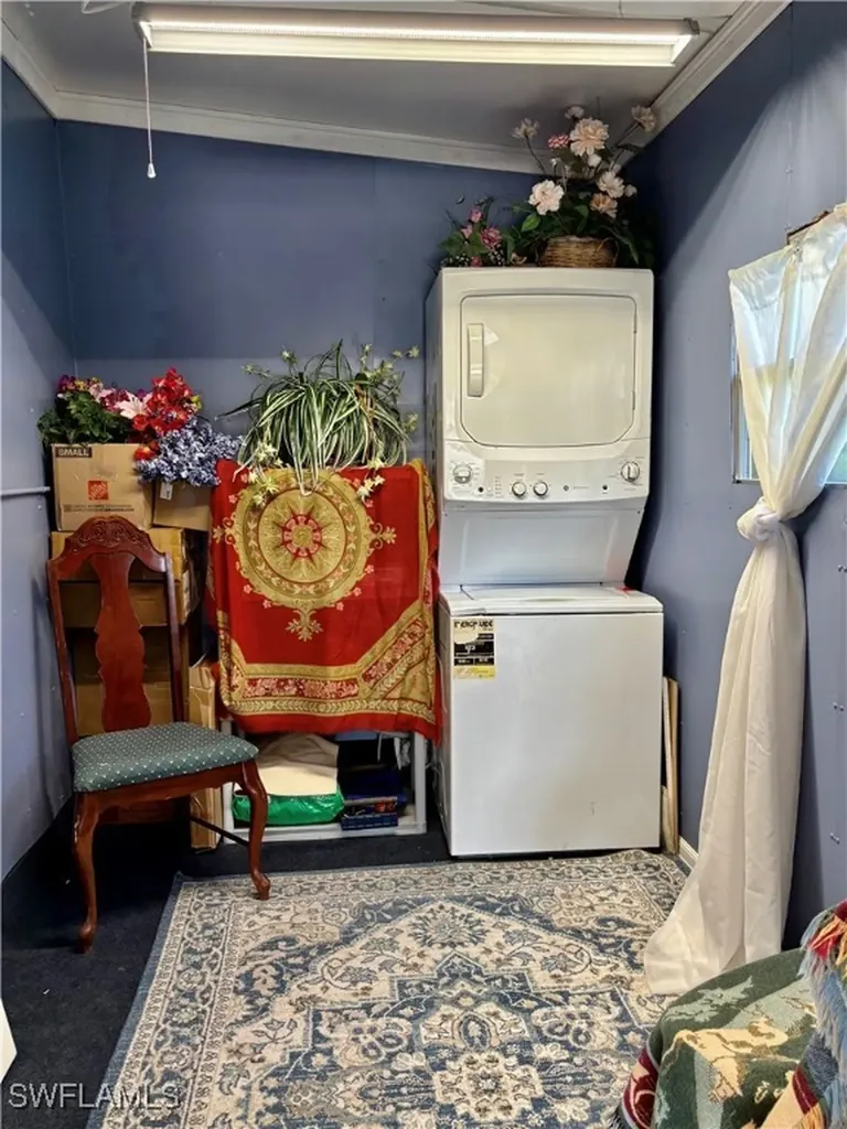 221 Shrub Lane N North Fort Myers FL 33917