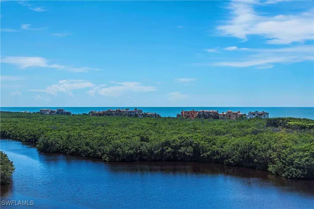 8990 Bay Colony Drive Naples FL 34108