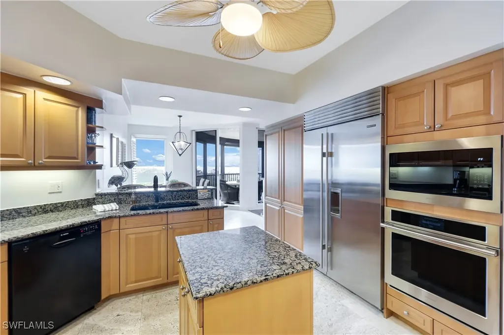 8990 Bay Colony Drive Naples FL 34108