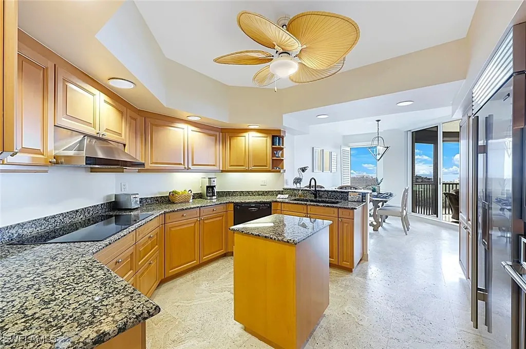 8990 Bay Colony Drive Naples FL 34108