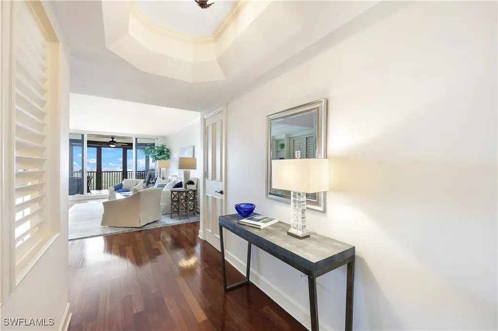 8990 Bay Colony Drive Naples FL 34108
