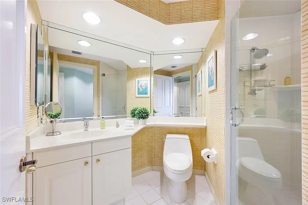 8990 Bay Colony Drive Naples FL 34108