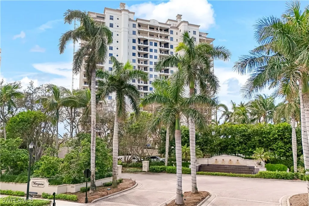 8990 Bay Colony Drive Naples FL 34108