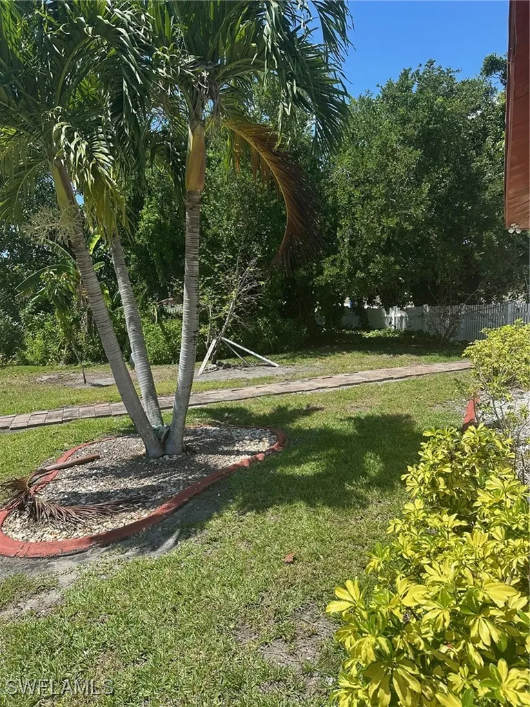 4232 Erindale Drive North Fort Myers FL 33903