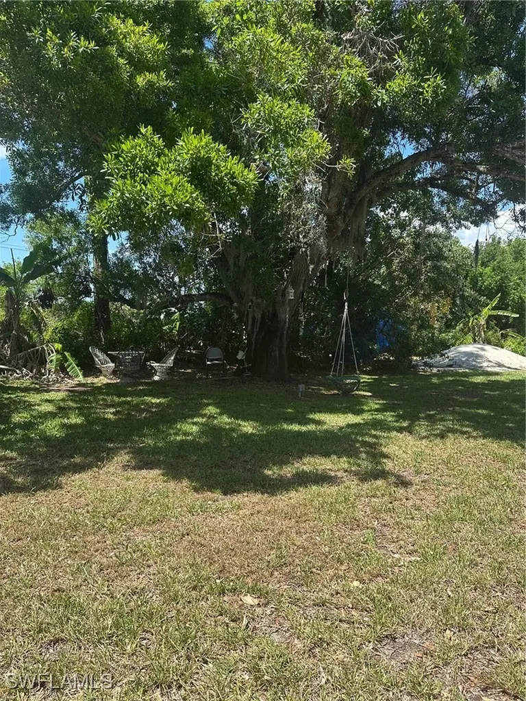 4232 Erindale Drive North Fort Myers FL 33903
