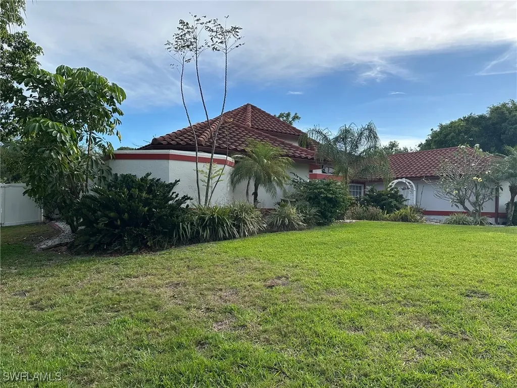 4232 Erindale Drive North Fort Myers FL 33903