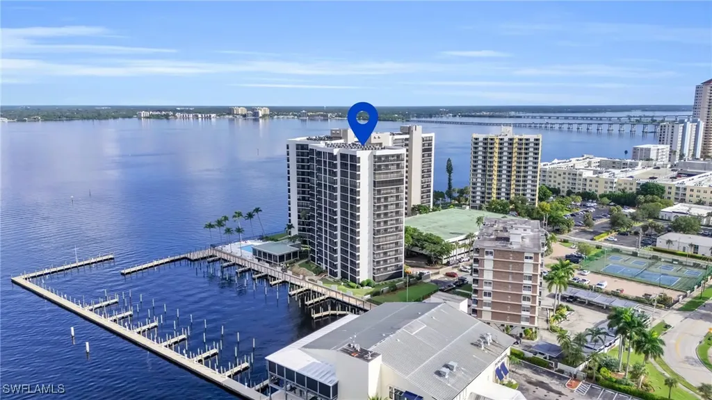1920 Virginia Avenue Fort Myers FL 33901