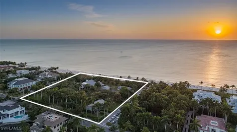 20 14TH Avenue S Naples FL 34102