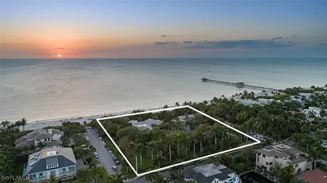 20 14TH Avenue S Naples FL 34102