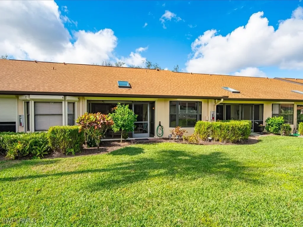 10742 Regent Circle Naples FL 34109
