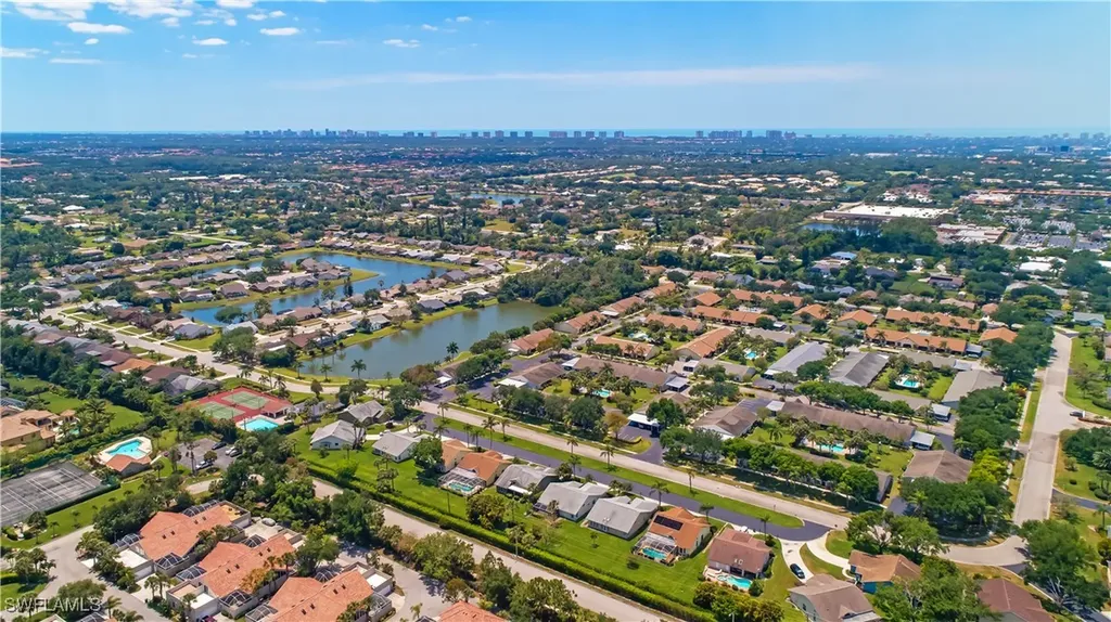 10742 Regent Circle Naples FL 34109