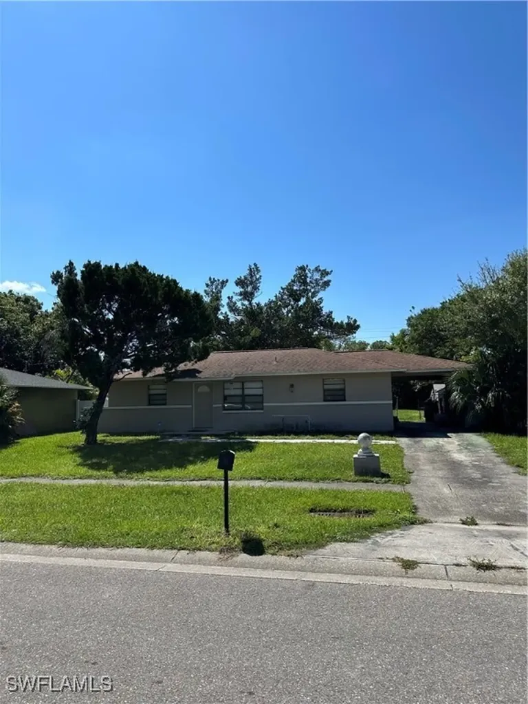 2656 Drive Ella Piper Way Fort Myers FL 33916