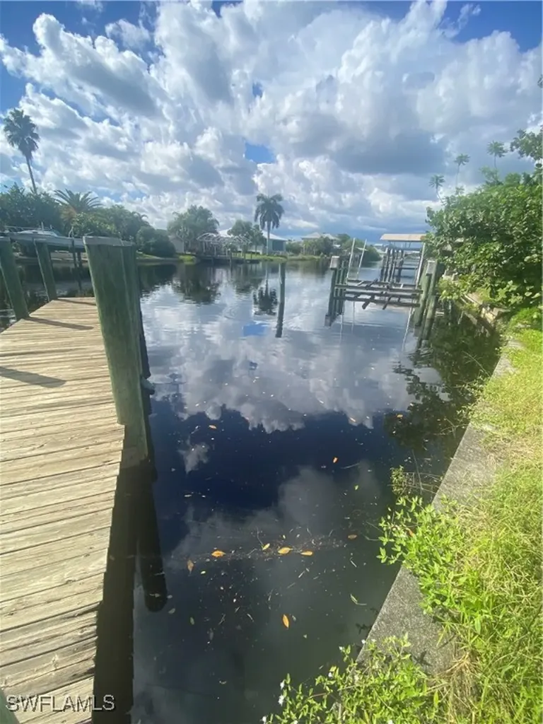 2141 Saint Croix Avenue Fort Myers FL 33905