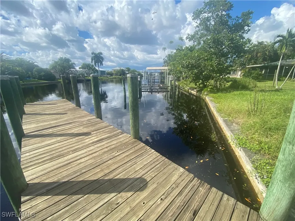 2141 Saint Croix Avenue Fort Myers FL 33905