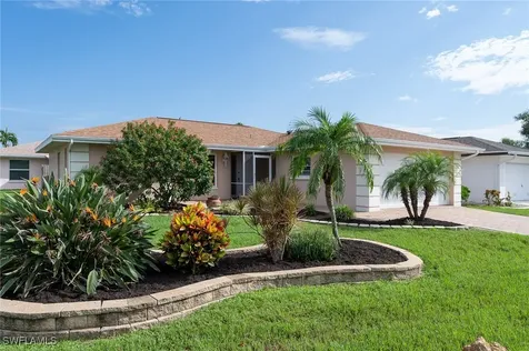 9744 Foxglove Circle Fort Myers FL 33919
