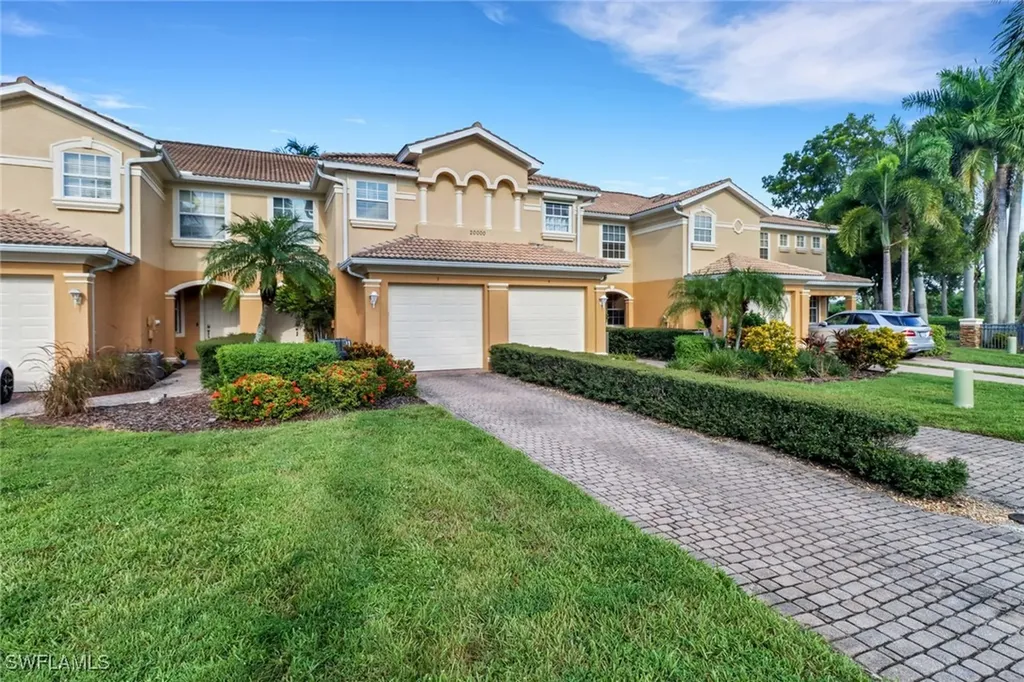 20000 Heatherstone Way Estero FL 33928