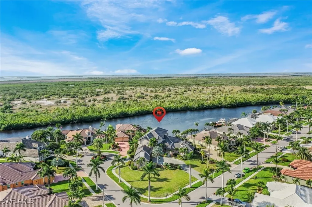 2220 Sagramore Place Cape Coral FL 33914
