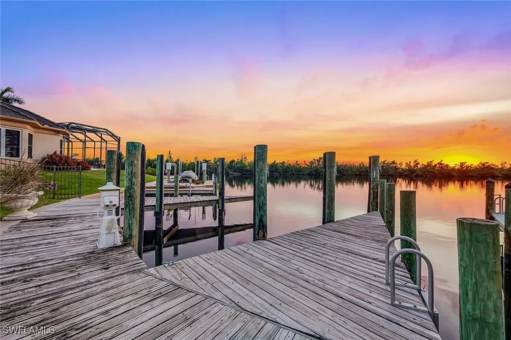 2220 Sagramore Place Cape Coral FL 33914