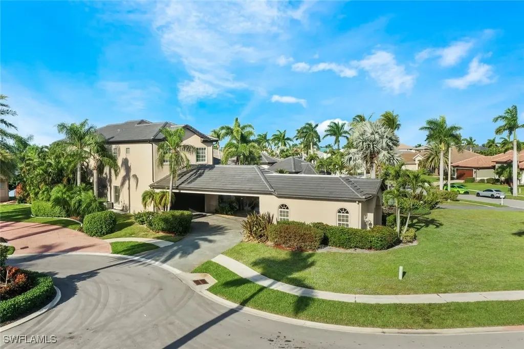 2220 Sagramore Place Cape Coral FL 33914