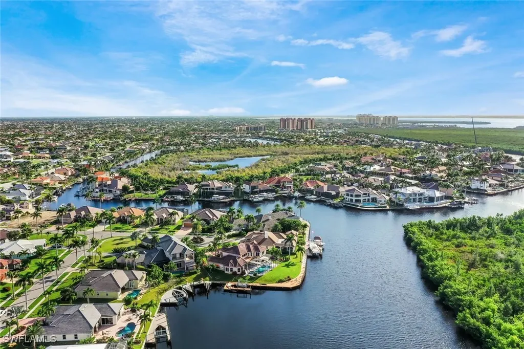 2220 Sagramore Place Cape Coral FL 33914